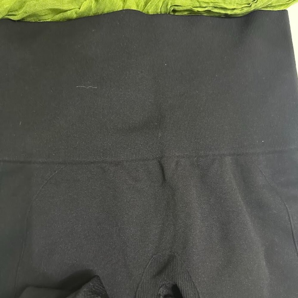 HOMMA Black High Waist Stretch Leggings with Textured Panels - Picture 8 of 10